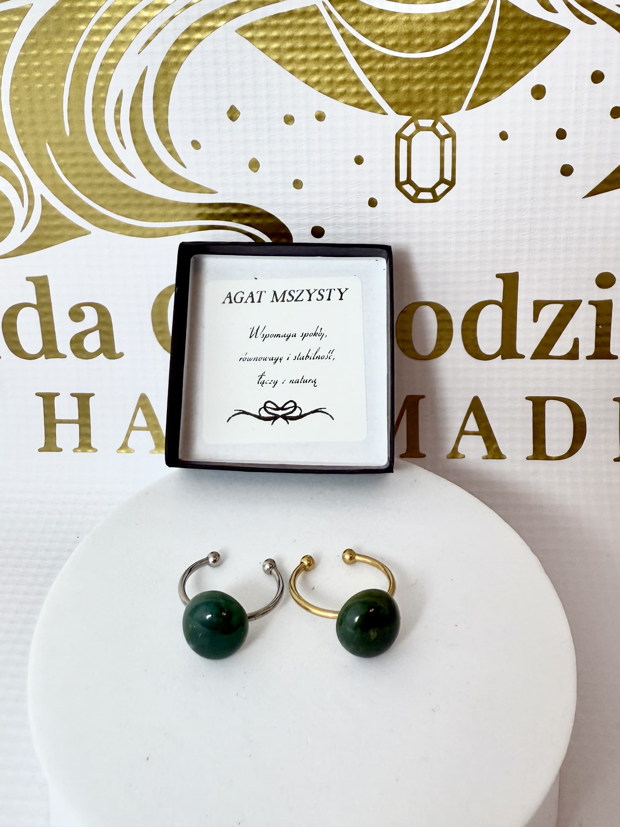 Pierścionek z agatem mszystym
